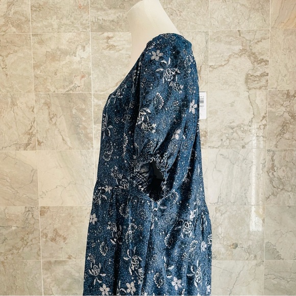 TORRID Chambray Floral Short Sleeve Dress - Picture 5 of 8